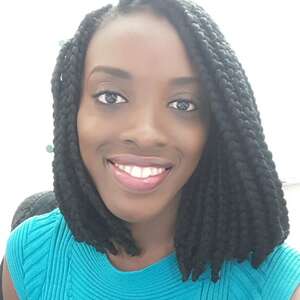 Porträtbild von Lynda Chinenye Iroulo