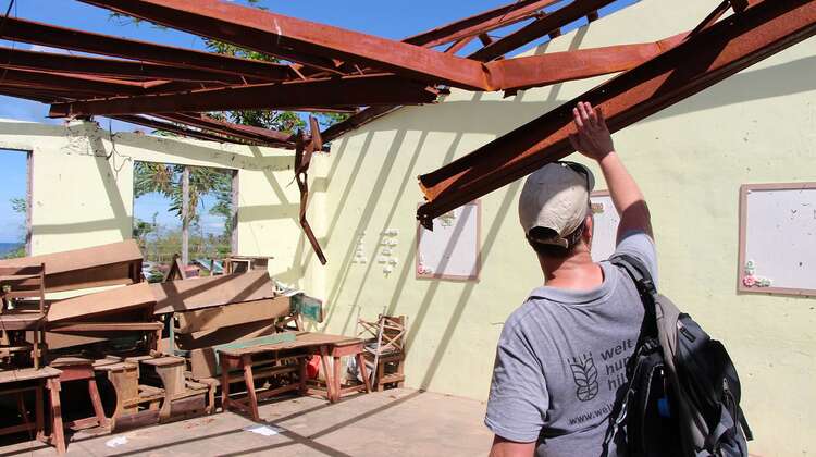 Emergency aid after typhoon Haifun Haiti
