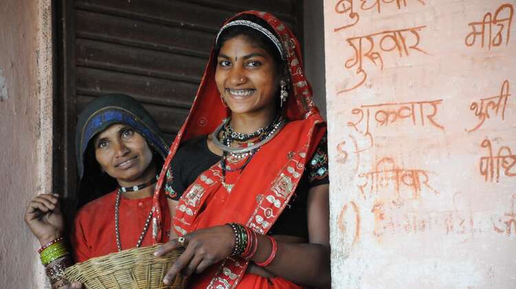 A better future for women in Jhirinya: They receive education and improve their job prospects. 