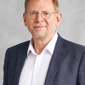 Wirtschaftswissenschaftler Dr. Hans-Heinrich Bass.