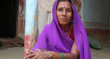 Landwirtin Rekha Devi Sharma in Malhaniya im Siraha Distrikt (Nepal).