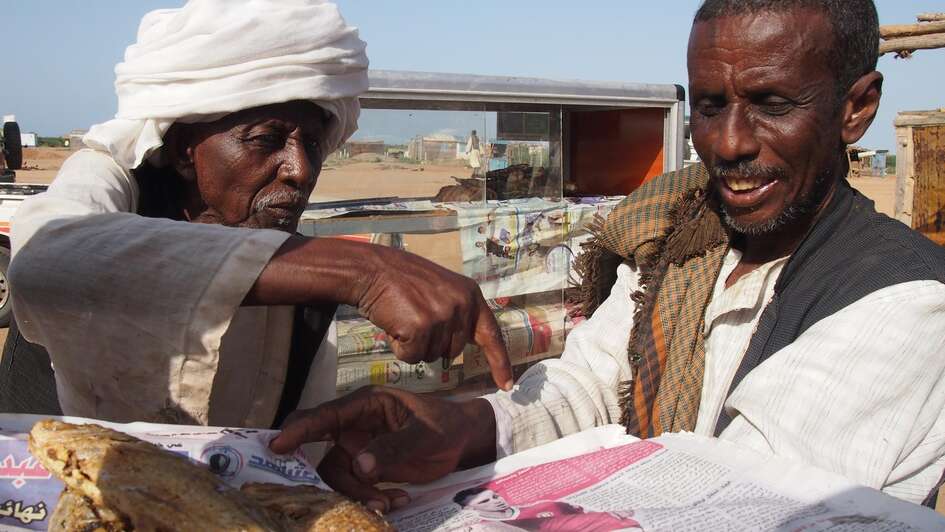 Cattle Herders from Sudan Defy Drought by Turning to Fishing