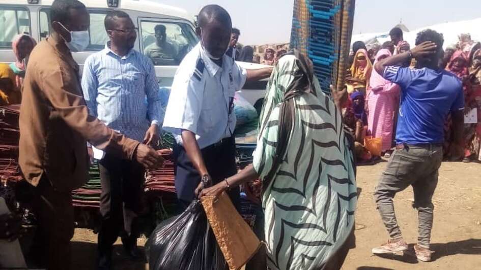 Distribution of emergency relief packages