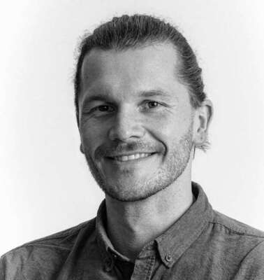 Porträtfoto von Christopher Korb