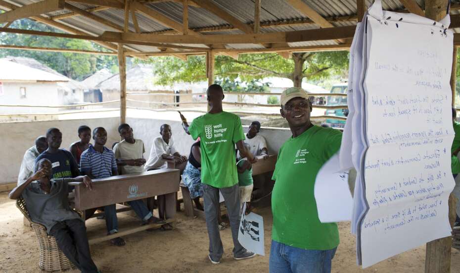 Welthungerhilfe employees educate citizens and clinic personnel in workshops.